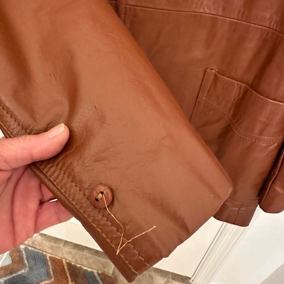 Vintage 1970’s Sears “The Leather Shop” Cognac Leather Blazer in a 42R - Picture 9 of 10